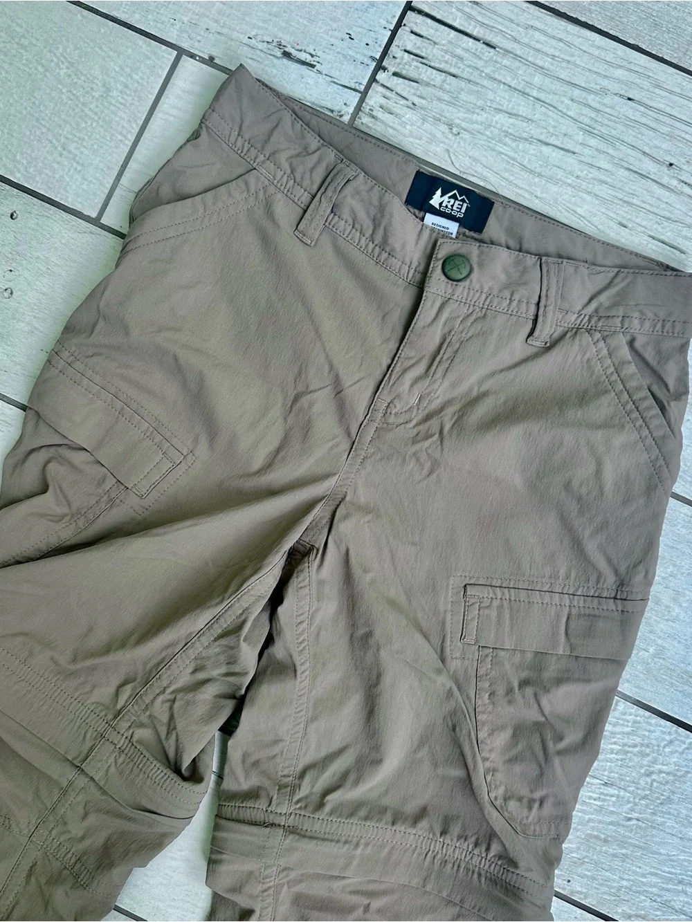 EUC Boys REI Convertible Tech Pants Size S (8)